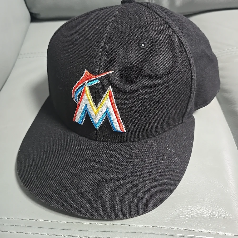 Miami Marlins Hat 47 Brand‎ Franchise Adjustable Hat Cap MLB Genuine Excellent